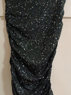 Elastic skirt like new, black with silver details, size M
