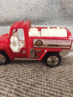 Matchbox foam fire truck used, airport emergency unit 564