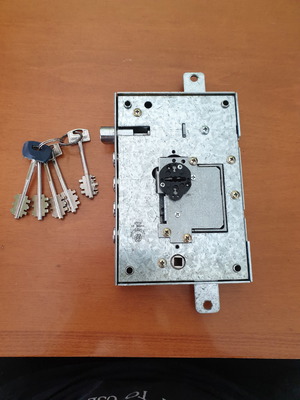 Κλειδαριά Ασφαλείας SECUREMME μεταχειρισμένη, με 5 κλειδιά, 2 τεμάχια