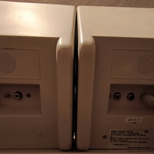 Commodore SP-120 speakers used, functional, with side wear