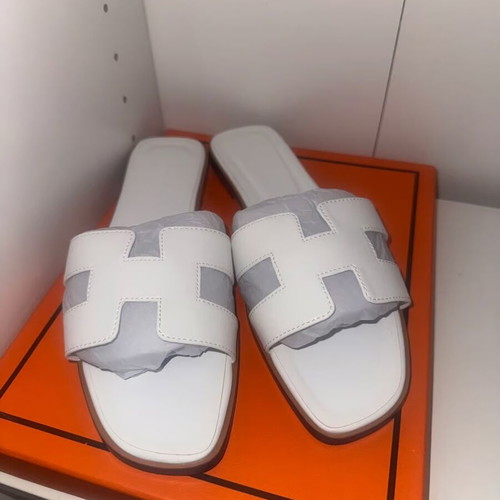 Hermes white H-style sandals size 37