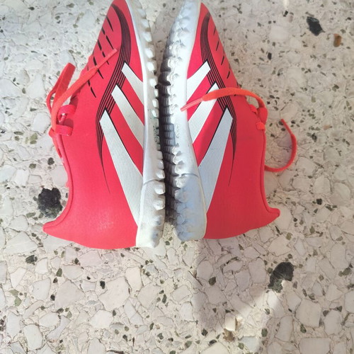 Adidas Predator club TF kids football shoes size 32 like new, orange-red