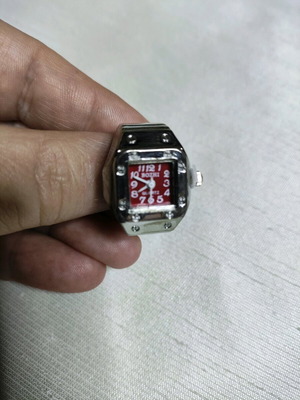 Vintage mini women's ring watch new, red and silver