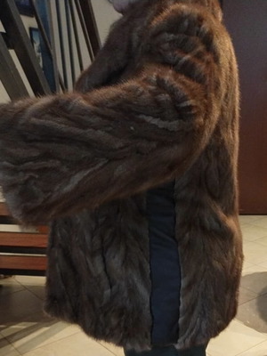 Women's authentic fur brown with leatherette like new