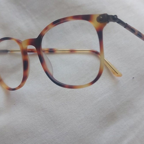 Vintage eyeglass frame unisex, like new, brown tortoiseshell