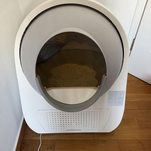 Catlink Pro X Ultra smart cat litter box like new with genuine step