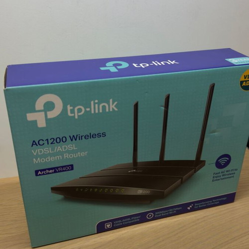 TP-Link WiFi Modem/Router AC1200 VR400 new
