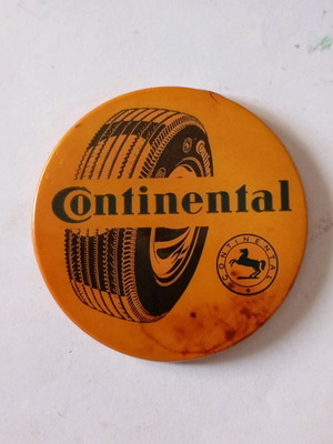 Continental promotional mirror used, 5 cm diameter
