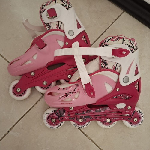 Roller skates for girls used, adjustable inline with knee pads