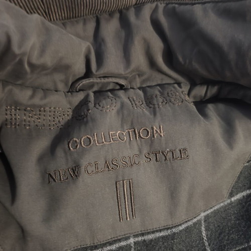 Enrico Rossi men's jacket like new, dark brown, velvet castor, zipper needs repair