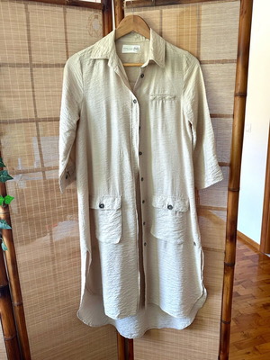 BSB Women’s Long Shirt Size S Like New Beige 3/4 Sleeves