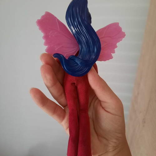 Kinder Maxi Winx Club Musa figure (2019)