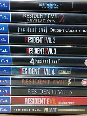 Resident Evil Ultimate Collection bundle 11 PS4 games used