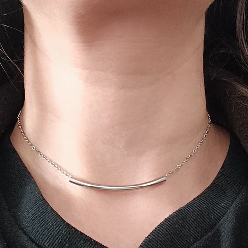 Necklace with stainless steel bar and silver chain new