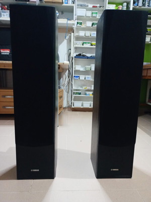Yamaha NS F51 floor speakers