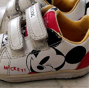 Geox δερμάτινο παπούτσι για αγόρι με το Mickey