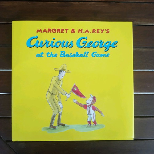Curious George at the Baseball Game English children's book new