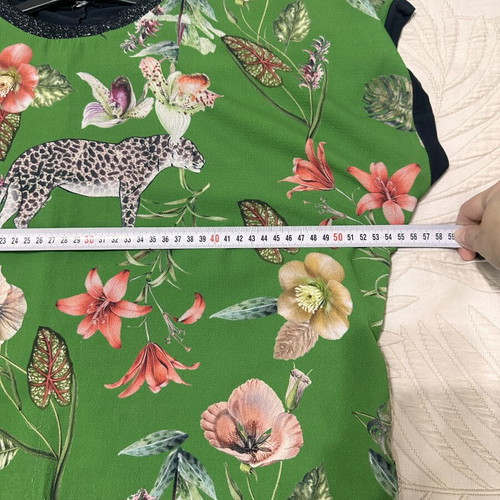 Tropical blouse size 44 used with floral and leopard print