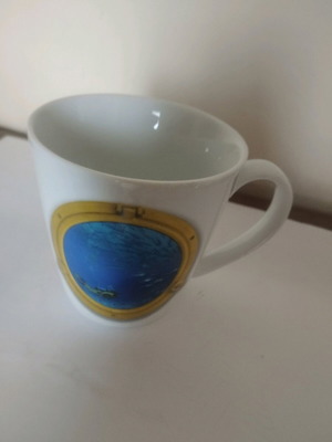 Illusion mug by BP new