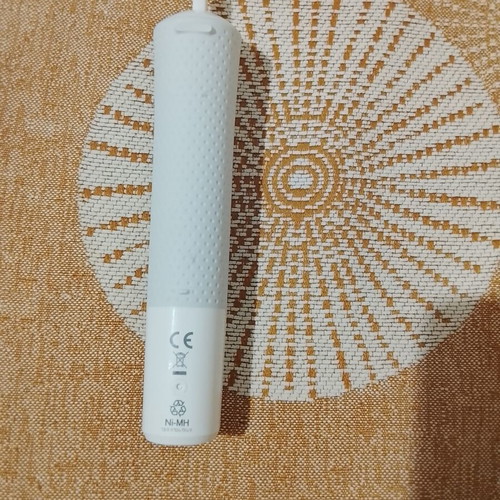 Oral-B Prota Timer toothbrush used without charger