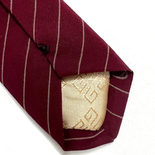 Givenchy burgundy vintage tie used, very good condition