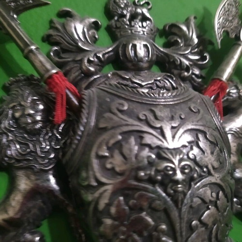 Wall decor like new, approximately 20cm