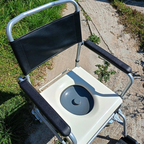 Bath wheelchair like new
