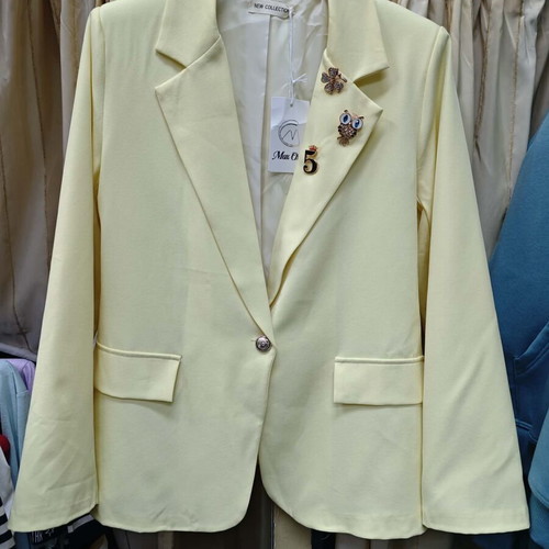 Yellow women's suit new, one size