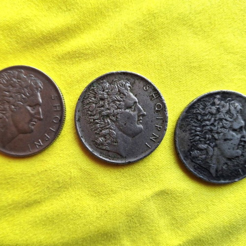 1 Lek Albania coins, pack of 3, used