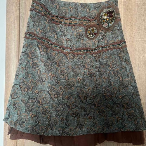 Hoss coat and skirt set like new with brocade and lace details