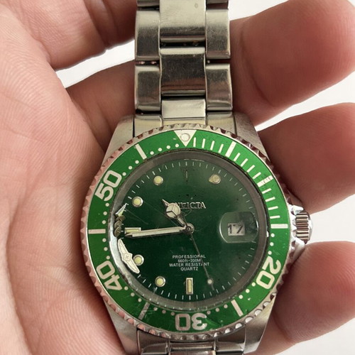 Invicta Pro Diver 24947 wristwatch used, green