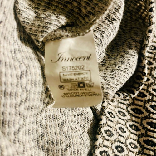 Innocent set top and skirt like new, beige and gold