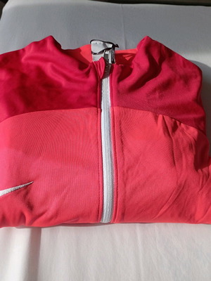 Nike set like new dry/slim fit, size XXL, black and red
