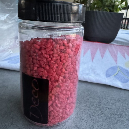 Decorative red stone used, decorative sand or colored gravel