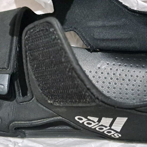 Adidas children's slippers with strass size 34 used, black