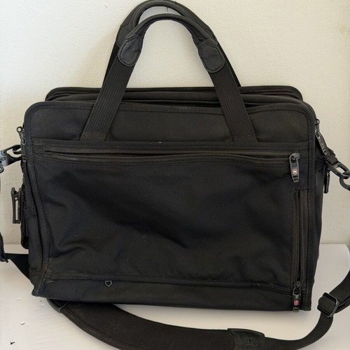 Victorinox laptop bag used, black, briefcase style
