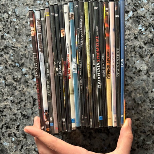 DVD collection like new, mixed movie genres