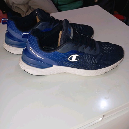 Champion No44 athletic shoes like new, dark blue and light blue