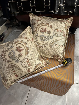 Set of 2 decorative pillows with firm filling, 40x40 cm