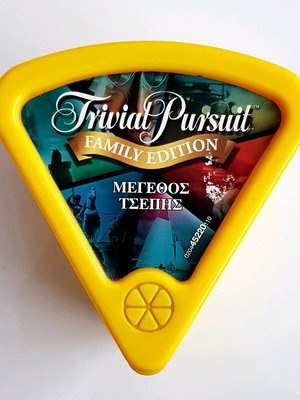 Trivial Pursuit Family Edition μέγεθος τσέπης σε άριστη κατάσταση