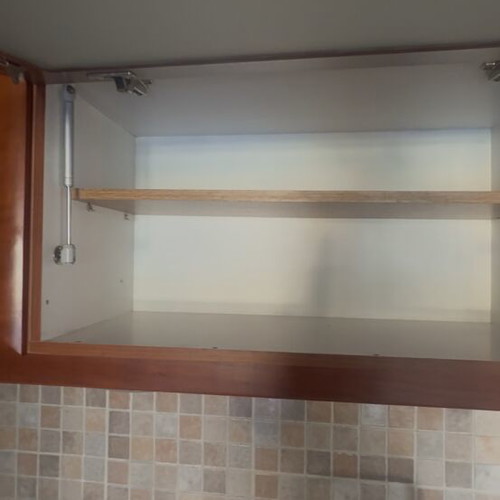 Kitchen cabinets used, complete set 2.70m x 2.30m with oven and microwave space