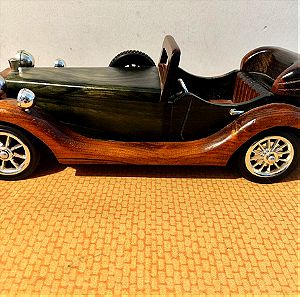 Ξύλινο αυτοκίνητο Vintage