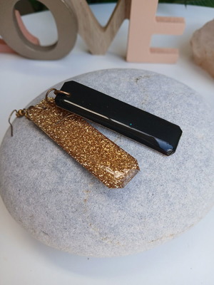 Handmade liquid glass earrings, gold color