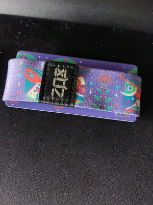 Zox authentic collectible bracelet used, size S, multicolor