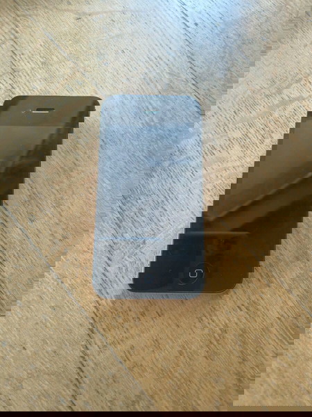 Iphone 4s για ανταλλακτικά