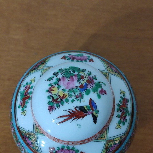 Handmade Chinese porcelain vessel like new