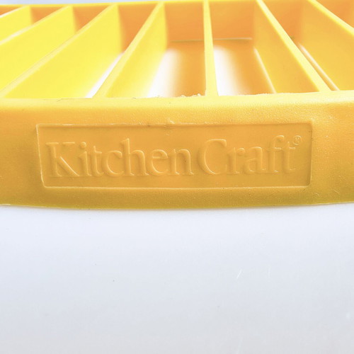 Kitchen Craft Banana Slicer like new
