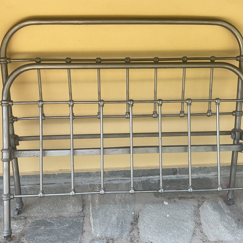 Antique iron bed frame like new, 1.20x1.90 m