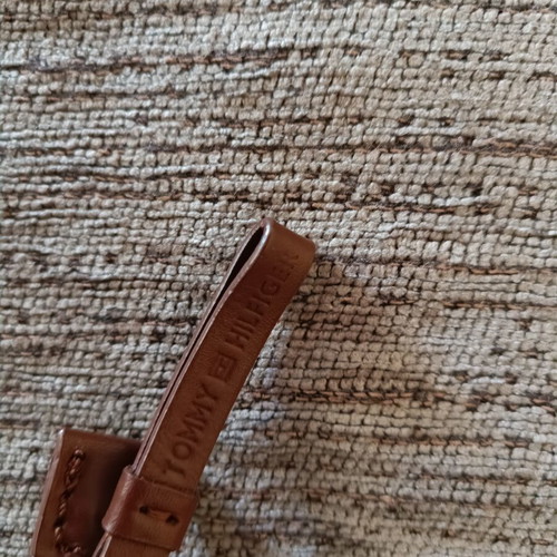 Tommy Hilfiger crossbody bag like new, red and brown