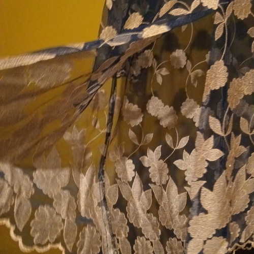 Dress kimono dark blue with gold beige floral embroidery and strass new L/XL
